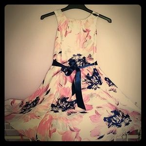 Little girls party dress